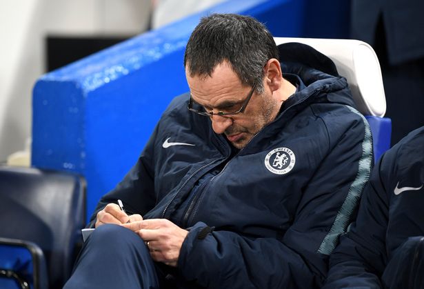 Sarri có thể ngẩng cao đầu với thành công ở Chelsea