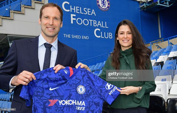 Huyền thoại Petr Cech chính thức trở về Chelsea