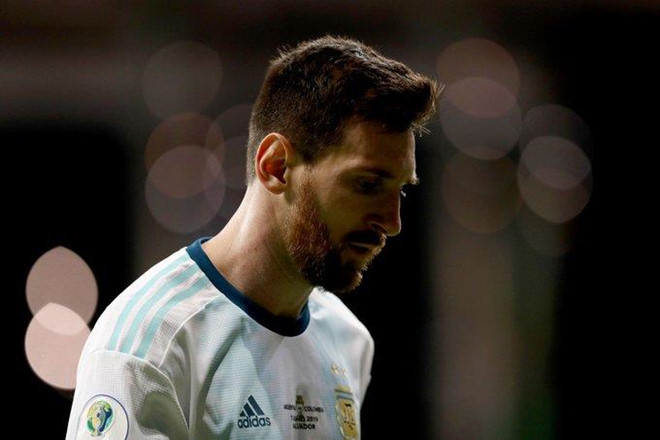 Những con số “biết nói” chứng minh Ronaldo xuất sắc hơn Messi ở ĐTQG