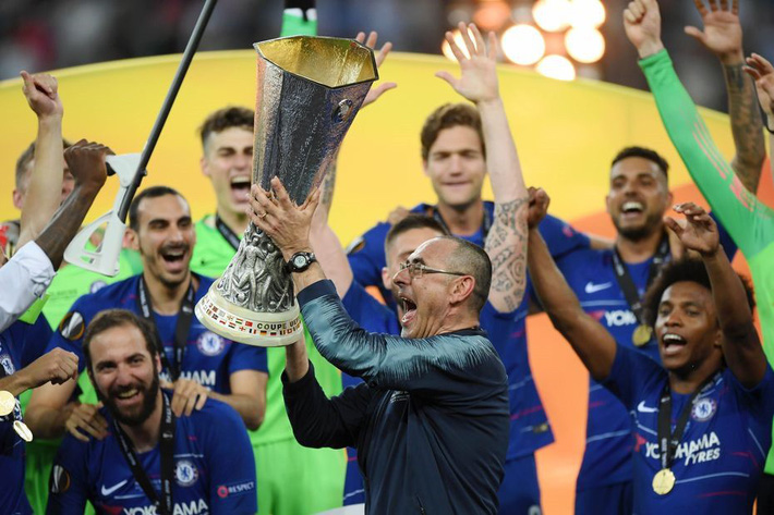 HLV Sarri chính thức ký hợp đồng 3 năm cùng Juventus