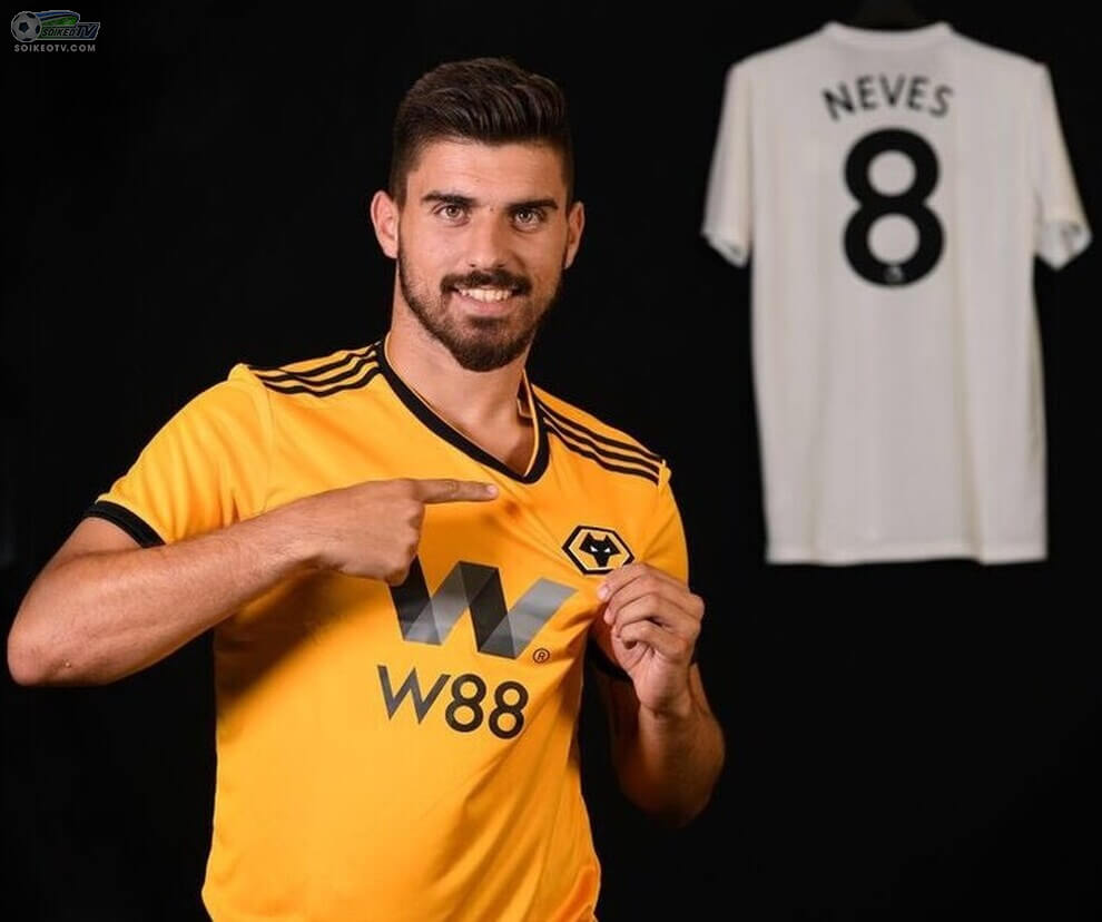 Ruben Neves -la-ai-ma-khien-real-va-barca-tranh-nhau