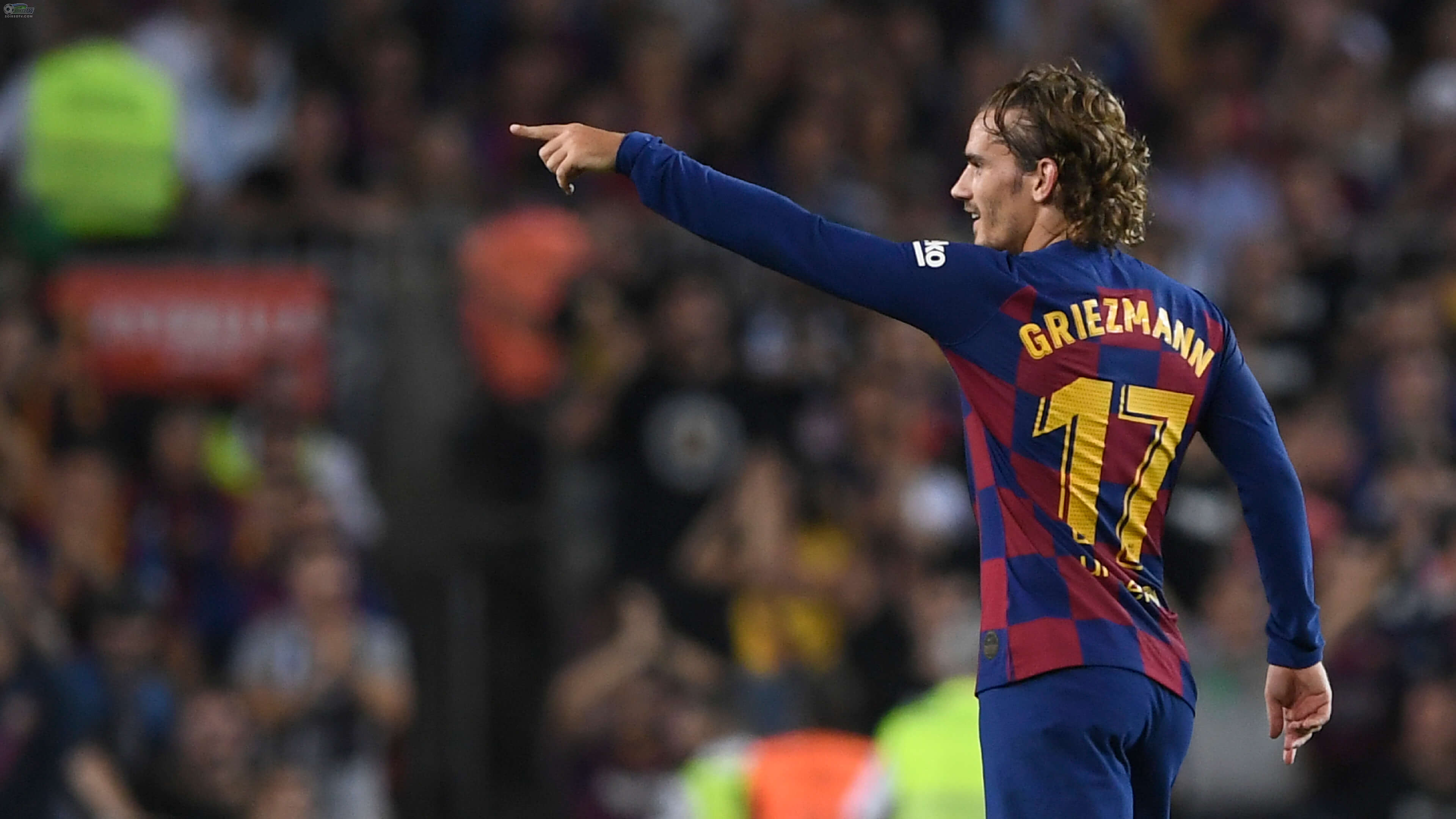 Barca có thể chỉ bị phạt 300 euro vụ chiêu mộ Griezmann