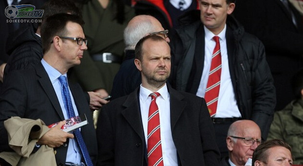 Ed Woodward chẳng biết gì về bóng đá