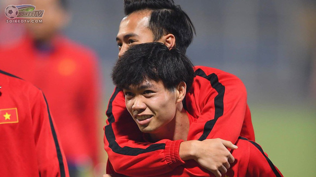 Hot: Trước trận gặp UAE, Thầy Park bất ngờ loại trực tiếp hai ngôi sao