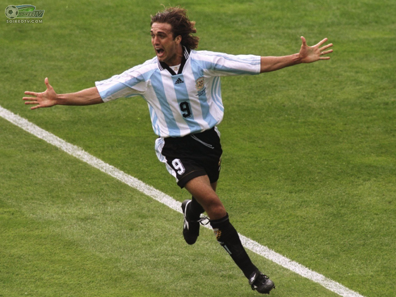 cau-thu-gabriel-batistuta