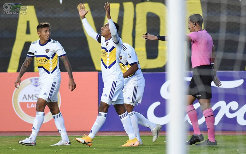 soi-keo-chau-a-Boca-Juniors-vs-Strongest