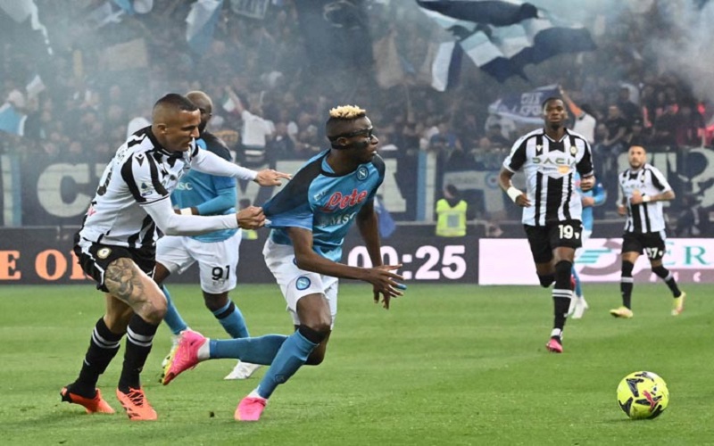 Soi kèo Udinese vs Napoli
