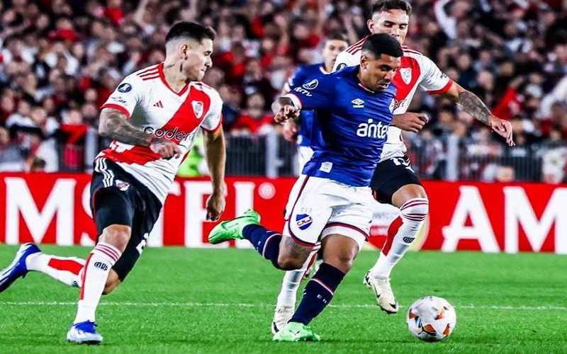 Soi kèo Nacional vs River Plate
