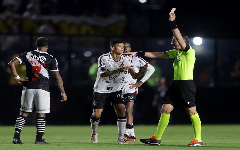 Soi kèo Vitoria vs Botafogo