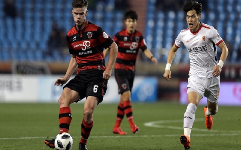 Soi kèo Jeju vs Pohang Steelers